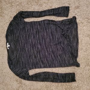 Long sleeved shirt with ruched bottom